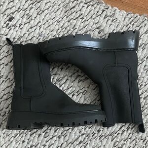 Women’s Utilitarian Boots
